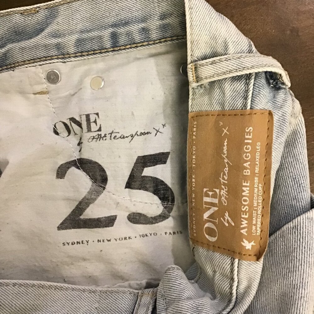 One Teaspoon 25 Awesome Baggies Women’s Jeans Low Waist Medium Rise Distressed - Picture 7 of 9